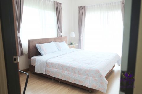House in Hang Dong, Thailand 4 bedrooms № 200336 - photo 21