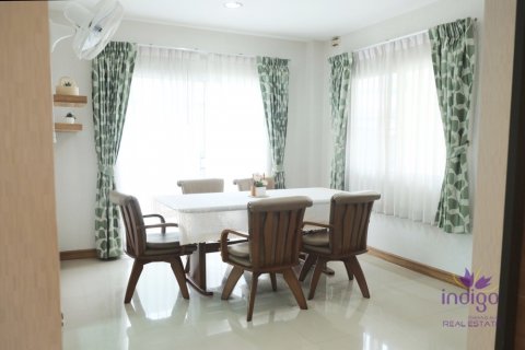 House in Hang Dong, Thailand 4 bedrooms № 200336 - photo 12