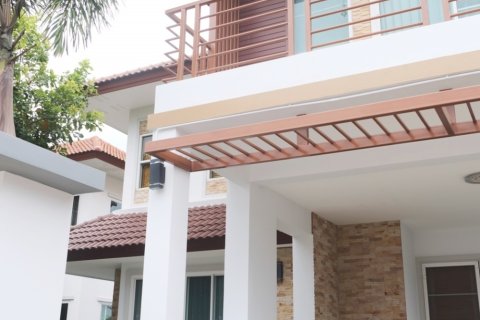 House in Hang Dong, Thailand 4 bedrooms № 200336 - photo 7