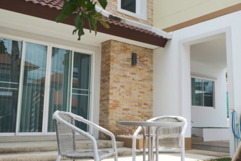 House in Hang Dong, Thailand 4 bedrooms № 200336 - photo 4