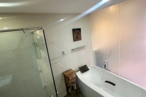 Condominio de 2 dormitorios en Chiang Mai, Tailandia № 200333 - foto 19