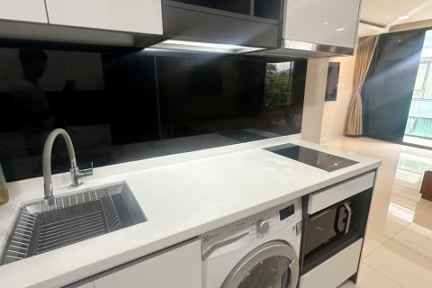 Condominio de 2 dormitorios en Chiang Mai, Tailandia № 200333 - foto 4