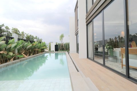 Villa on Jomtien Beach, Pattaya, Thailand 4 bedrooms № 166531 - photo 2