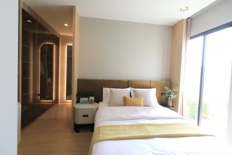 Villa on Jomtien Beach, Pattaya, Thailand 4 bedrooms № 166531 - photo 18