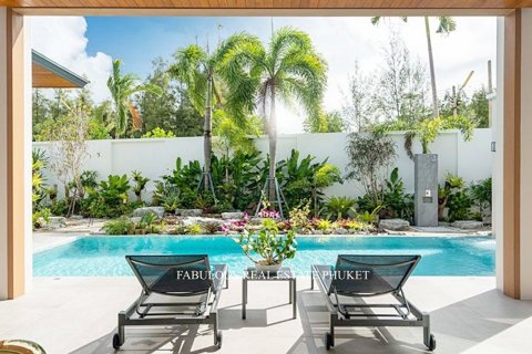 Chalet de 3 dormitorios en Bang Tao, Tailandia № 179625