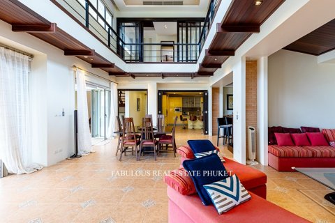 Villa in Pa Klok, Thailand 5 Schlafzimmer № 179628 - Foto 4