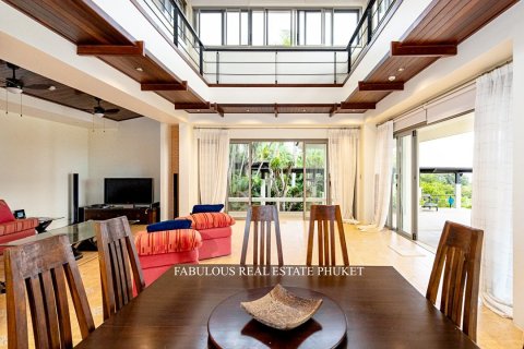 Villa in Pa Klok, Thailand 5 Schlafzimmer № 179628 - Foto 2