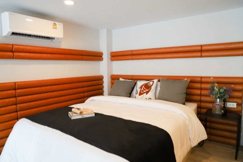 Condominio de 1 dormitorio en Bangkok, Tailandia № 203579 - foto 2