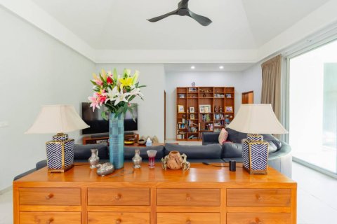 Chalet de 3 dormitorios en Hua Hin, Tailandia № 154538 - foto 10