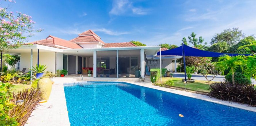 Chalet de 3 dormitorios en Hua Hin, Tailandia № 154538