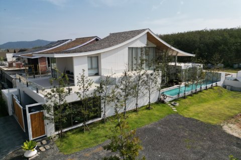 Chalet de 3 dormitorios en Bang Tao, Tailandia № 70776