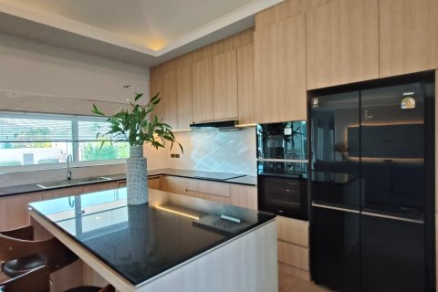 Chalet de 3 dormitorios en Hua Hin, Tailandia № 165004 - foto 15