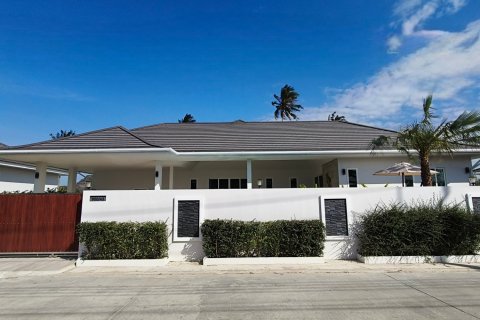 Chalet de 3 dormitorios en Hua Hin, Tailandia № 165003 - foto 24