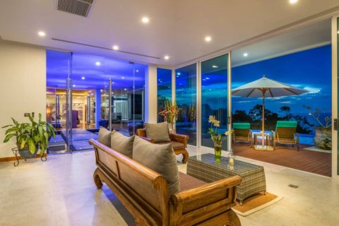 Casa de 6 dormitorios en Phuket, Tailandia № 180743 - foto 30