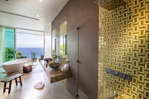 Casa de 6 dormitorios en Phuket, Tailandia № 180743 - foto 25