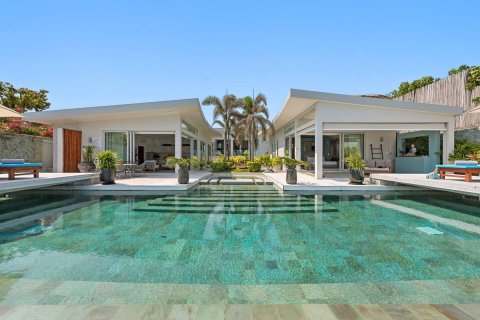 Casa de 5 dormitorios en Ko Samui, Tailandia № 180738 - foto 3