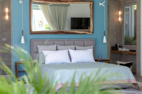 Casa de 5 dormitorios en Ko Samui, Tailandia № 180738 - foto 23