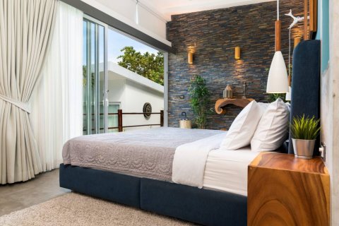 Casa de 5 dormitorios en Ko Samui, Tailandia № 180738 - foto 25