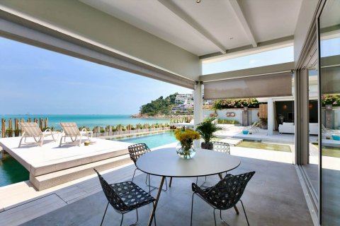 Casa de 5 dormitorios en Ko Samui, Tailandia № 180738 - foto 16