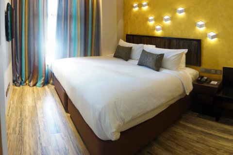 Hotel 840 m2 en Bangkok, Tailandia № 180741 - foto 20