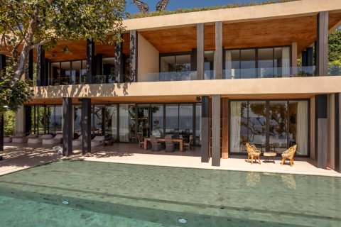 Casa de 5 dormitorios en Phuket, Tailandia № 180739 - foto 8