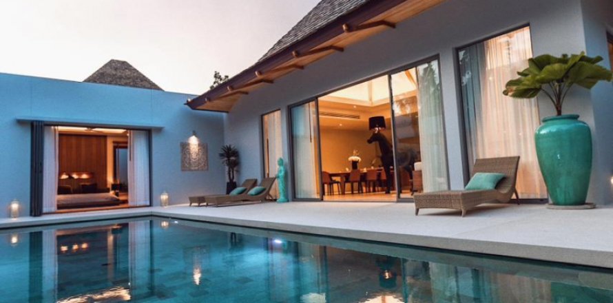 Villa in Phuket, Thailand 3 bedrooms № 63419