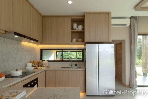Casa de 3 dormitorios en Pattaya, Tailandia № 163961 - foto 6