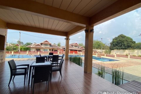Casa de 3 dormitorios en Pattaya, Tailandia № 163959 - foto 19