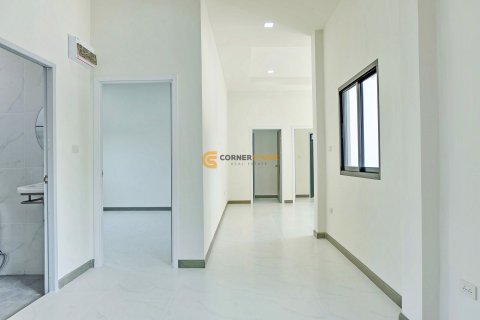 Estudio en Bang Lamung, Tailandia № 161404 - foto 12