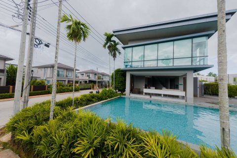 Villa in Phuket, Thailand 3 bedrooms № 233971 - photo 22