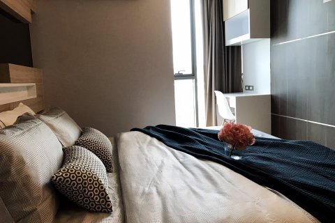 Eigentumswohnung in Bangkok, Thailand, 1 Schlafzimmer  № 143940 - Foto 3