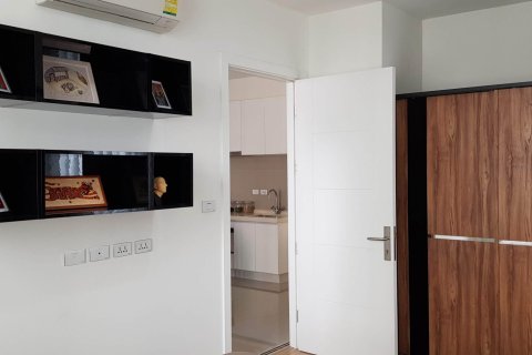 Condominio de 1 dormitorio en Bangkok, Tailandia № 143938 - foto 8