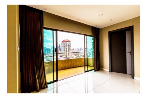 Condominio de 2 dormitorios en Bangkok, Tailandia № 143941 - foto 13
