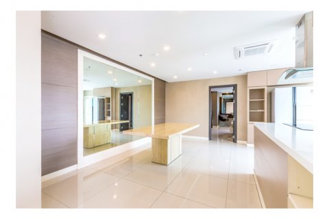 Condominio de 2 dormitorios en Bangkok, Tailandia № 143941 - foto 2