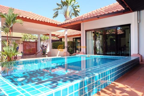 Studio sur Jomtien Beach, Pattaya, Thaïlande № 53789