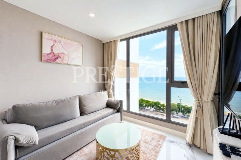 Condo in Pattaya, Thailand, 2 bedrooms № 220675