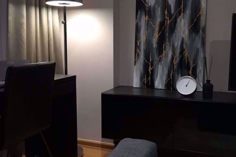 Condominio de 1 dormitorio en Bang Rak, Bangkok, Tailandia № 47989 - foto 4