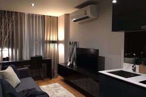 Condominio de 1 dormitorio en Bang Rak, Bangkok, Tailandia № 47989 - foto 2