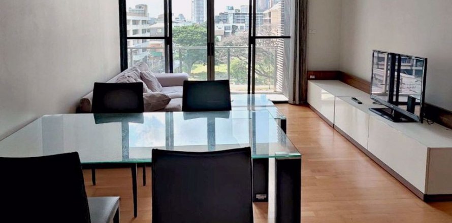 Condominio de 2 dormitorios en Khlong Toei, Bangkok, Tailandia № 47986