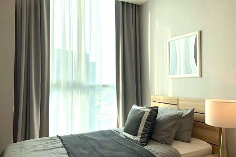 Condominio de 2 dormitorios en Huai Khwang, Bangkok, Tailandia № 47987 - foto 16