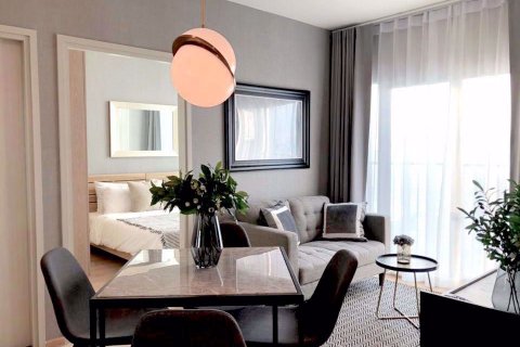 Condominio de 2 dormitorios en Huai Khwang, Bangkok, Tailandia № 47987
