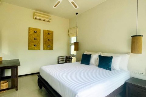Chalet de 4 dormitorios en Phuket, Tailandia № 114155 - foto 6