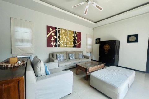Chalet de 4 dormitorios en Phuket, Tailandia № 114155 - foto 2