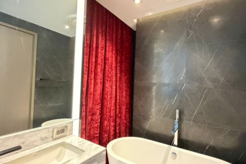Condominio de 2 dormitorios en Bangkok, Tailandia № 194554 - foto 13