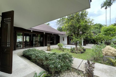 Chalet de 4 dormitorios en Phuket, Tailandia № 116412 - foto 2