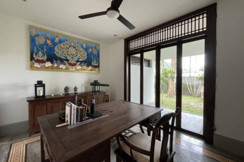Chalet de 4 dormitorios en Phuket, Tailandia № 116412 - foto 9