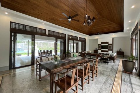 Chalet de 4 dormitorios en Phuket, Tailandia № 116412 - foto 8