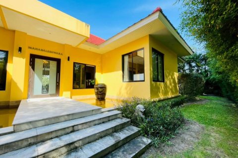 Chalet de 4 dormitorios en Hua Hin, Tailandia № 157345 - foto 10