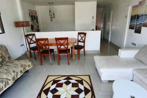 Adosado de 5 dormitorios en Pattaya, Tailandia № 157346 - foto 5