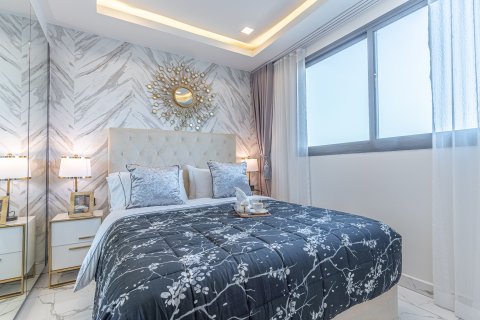 Apartamento de 383 dormitorios en Pattaya, Tailandia № 205882 - foto 4